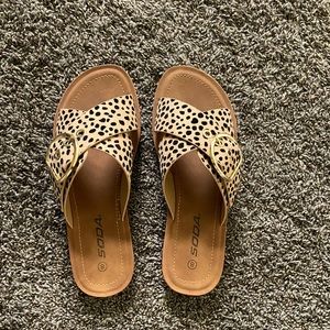 Cheetah print buckle sandal